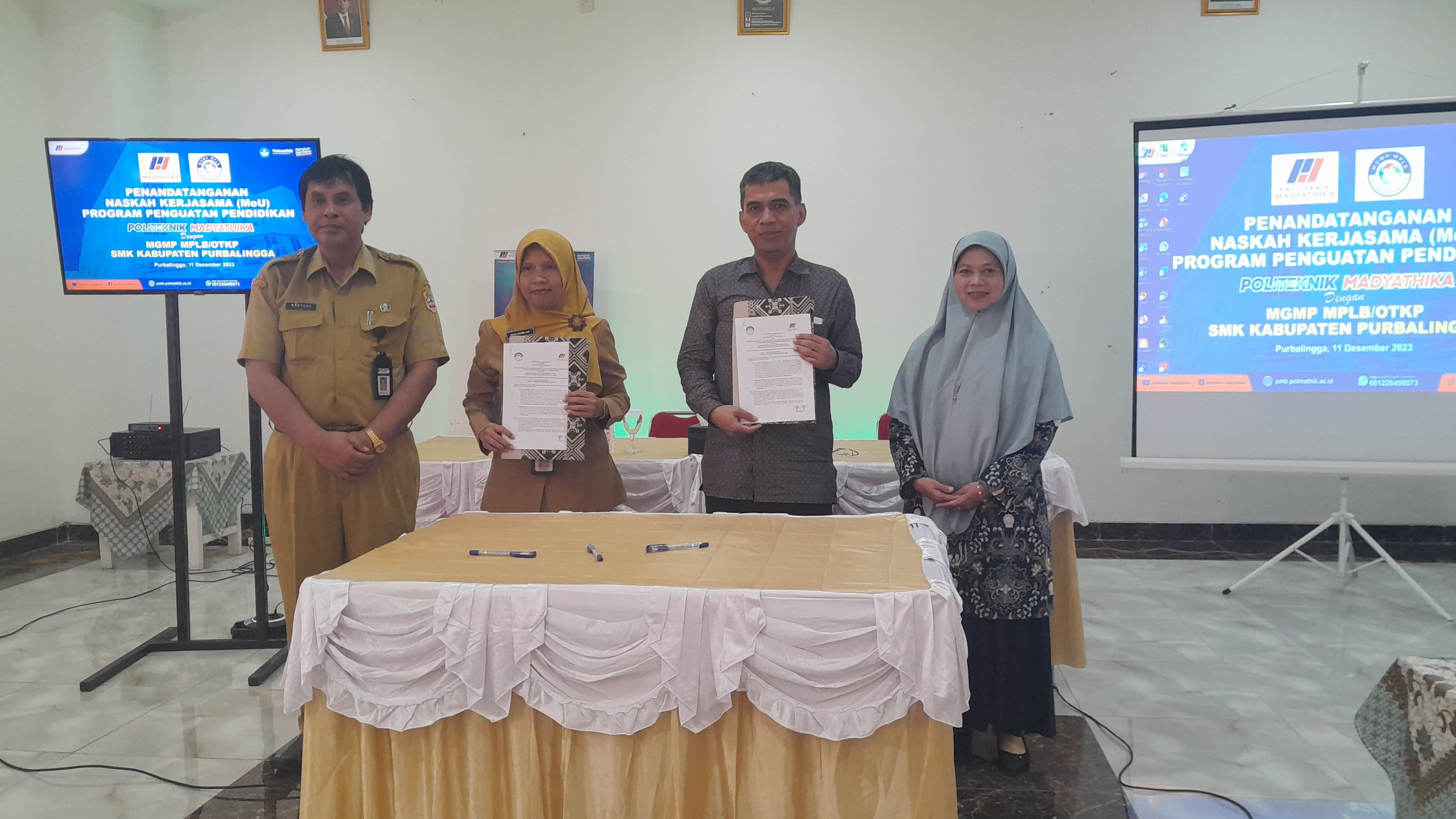 >POLITEKNIK MADYATHIKA GELAR PENANDATANGANAN MOU DENGAN MGMP MPLB/OTKP SMK KABUPATEN PURBALINGGA